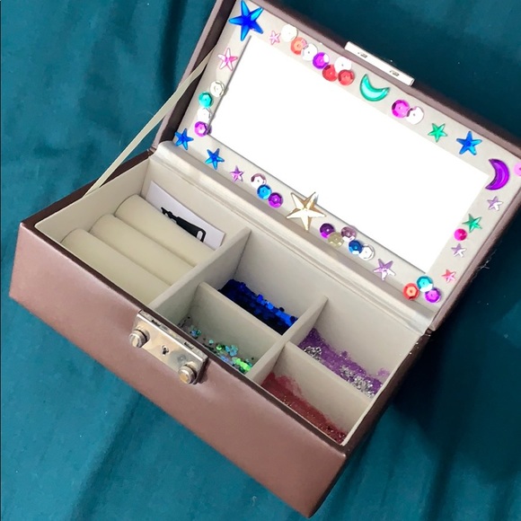 Memento Jewelry box with key - Picture 2 of 4